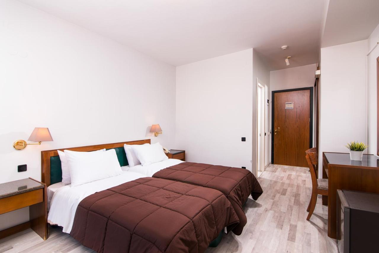 Hotel Aigli Peraía Eksteriør bilde