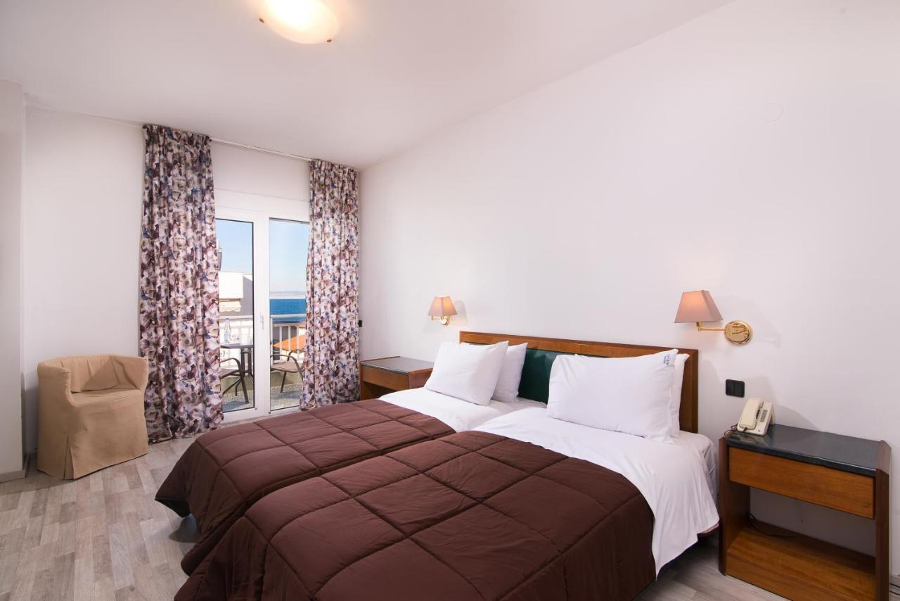 Hotel Aigli Peraía Eksteriør bilde