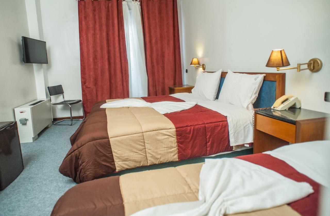Hotel Aigli Peraía Eksteriør bilde
